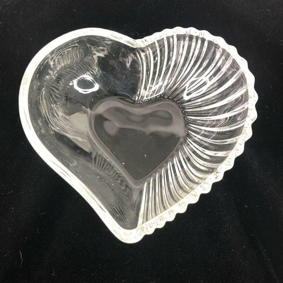 Mikasa Allure Satin Heart Box With Lid Cover Bowl Dish Frosted Crystal Germany - Picture 3 of 6